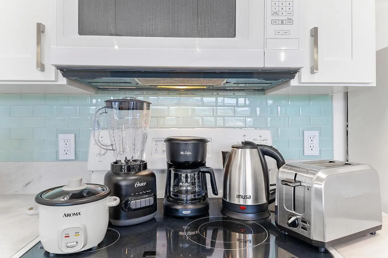 Fully Renovated 1Br With King Bed, Great Mountain Views, And Free Parking! Daire Honolulu