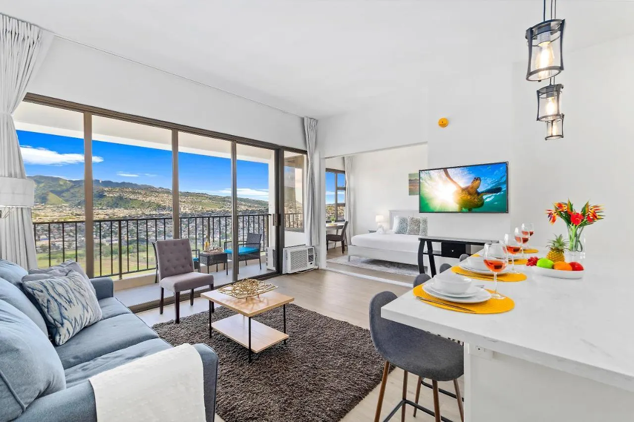 Fully Renovated 1Br With King Bed, Great Mountain Views, And Free Parking! Daire Honolulu