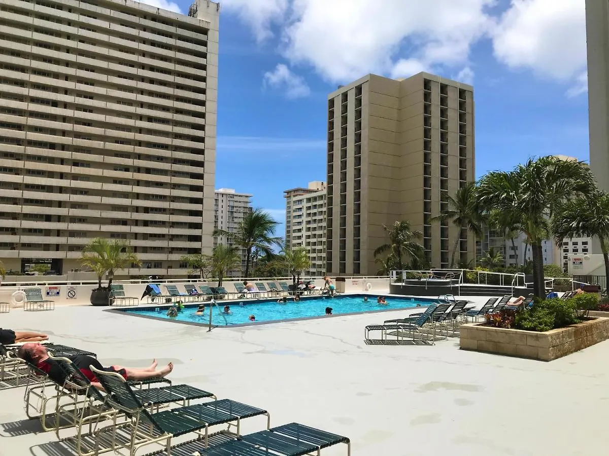 Fully Renovated 1Br With King Bed, Great Mountain Views, And Free Parking! Daire Honolulu