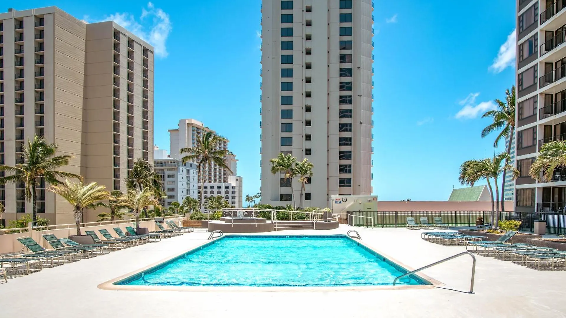 Fully Renovated 1Br With King Bed, Great Mountain Views, And Free Parking! Daire Honolulu